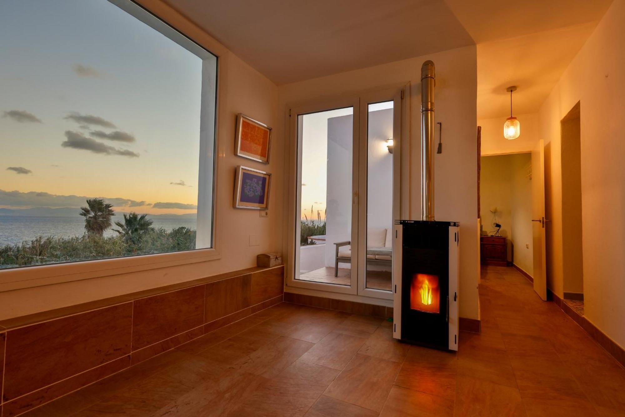 Front Amazing Views Ferienhaus